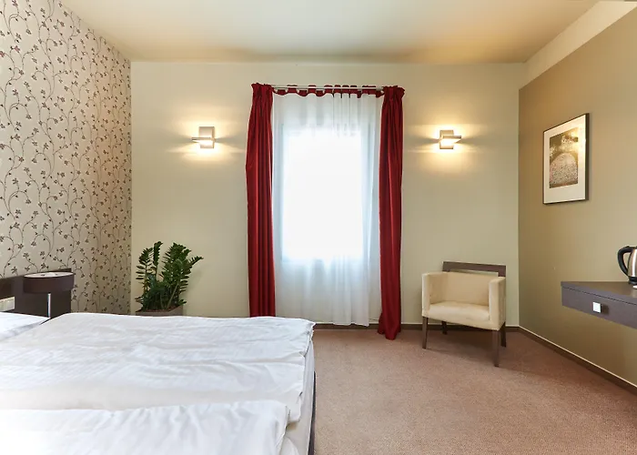 Patzay Borhotel ホテル